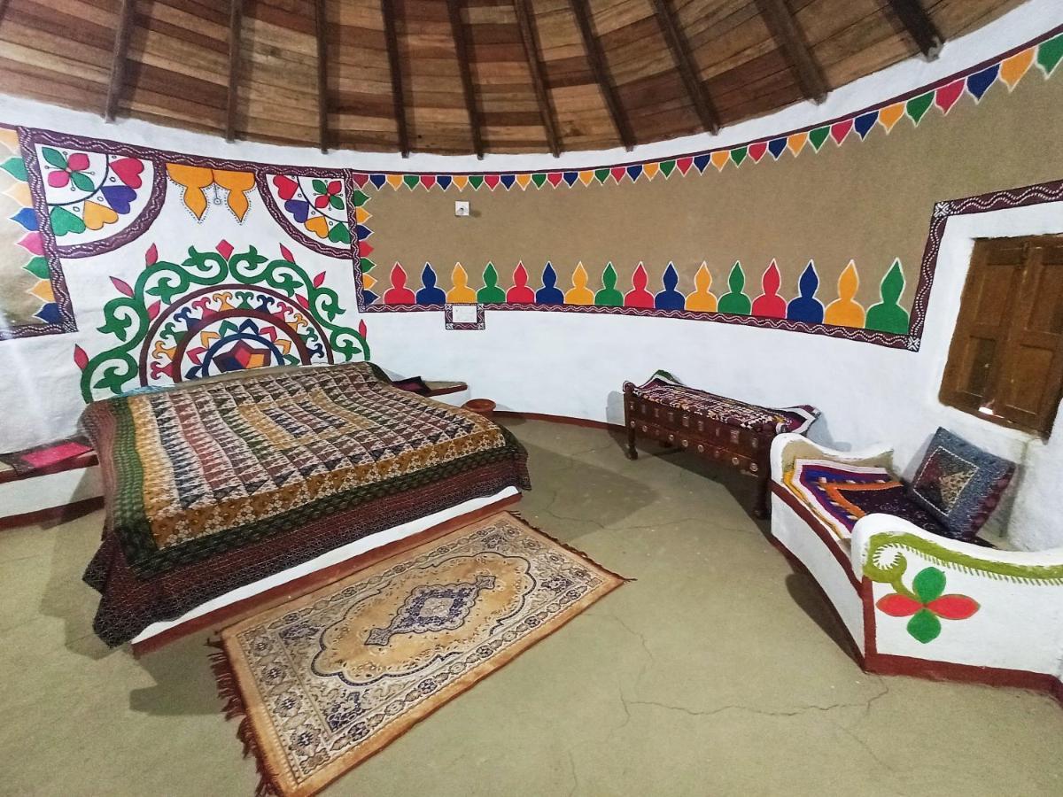 Bherandiāla Banni Village Resort - Rann Of Kutch מראה חיצוני תמונה
