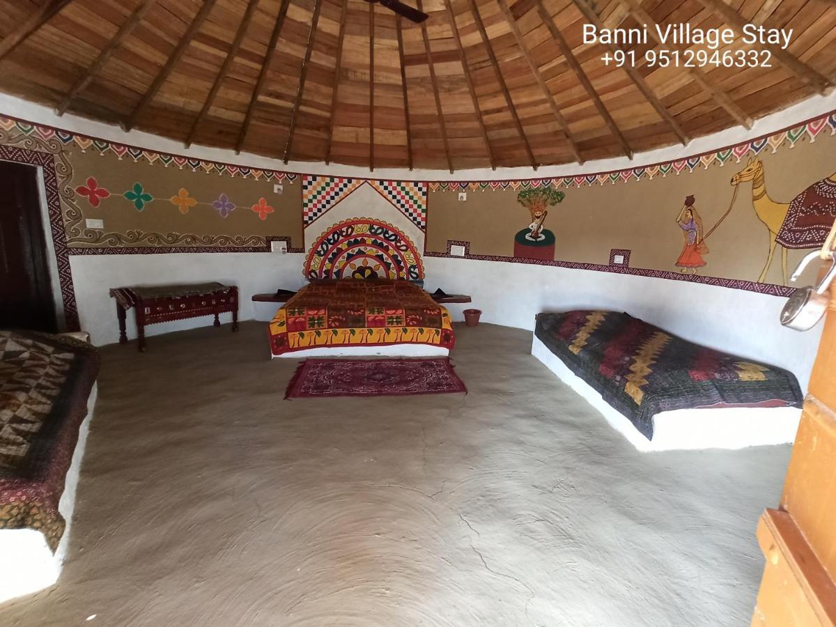 Bherandiāla Banni Village Resort - Rann Of Kutch מראה חיצוני תמונה