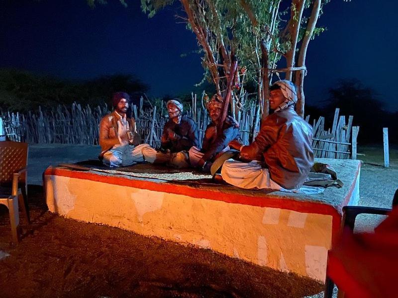 Bherandiāla Banni Village Resort - Rann Of Kutch מראה חיצוני תמונה